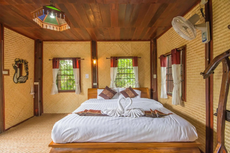Phu Proud Resort