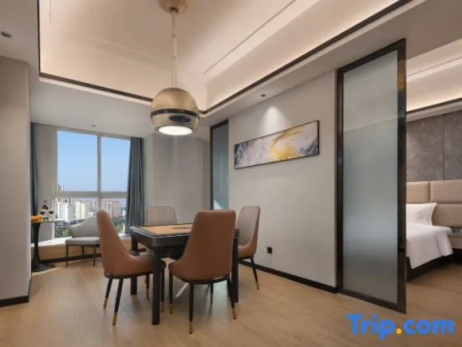 Deluxe Double Suite