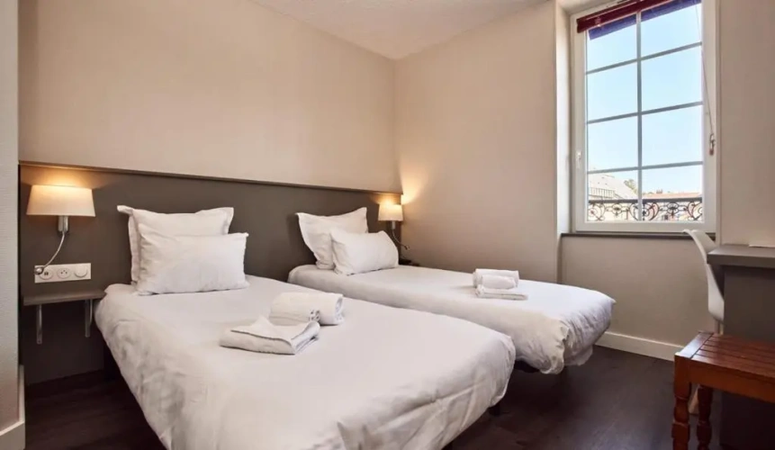 Standard Twin room