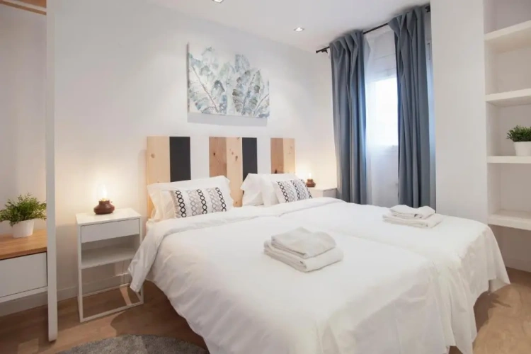 3 Bedrooms Apartment