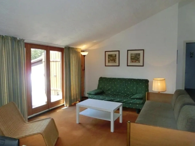 3 Bedrooms Apartment