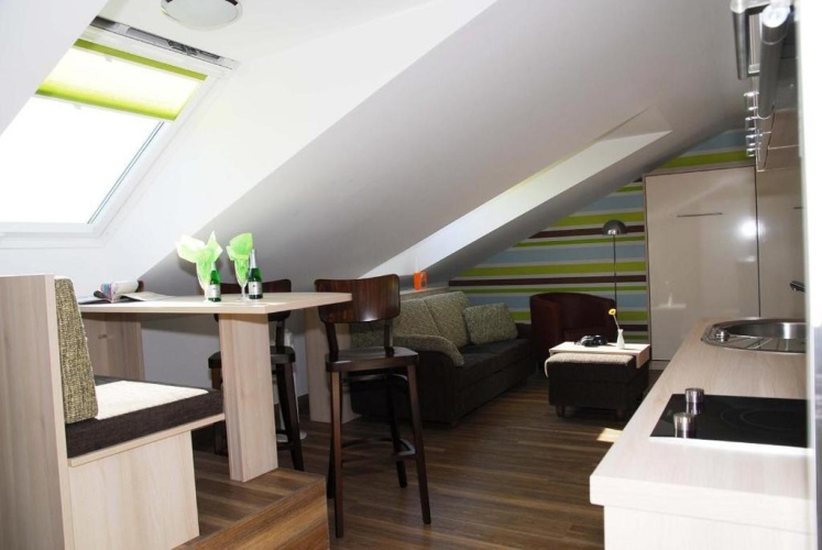1 Bedroom Attic Apartment with sea view