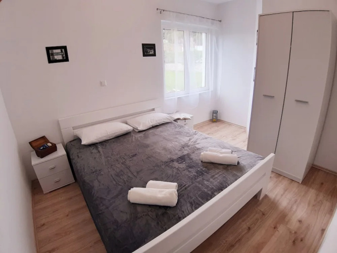 Apartments and Rooms Viskic