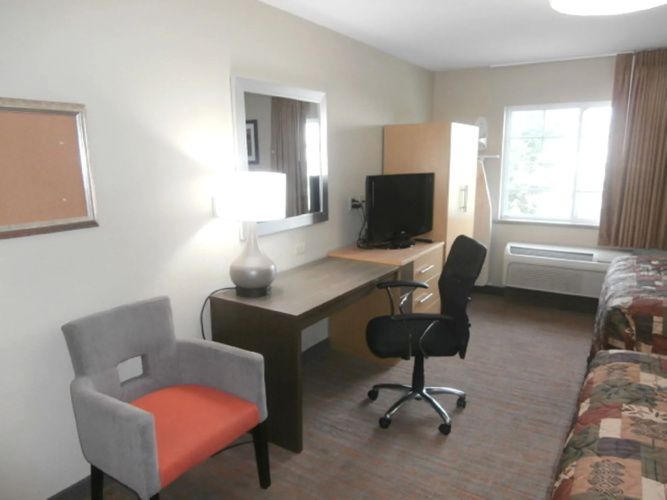 Studio 6 Lenexa, KS - Overland Park