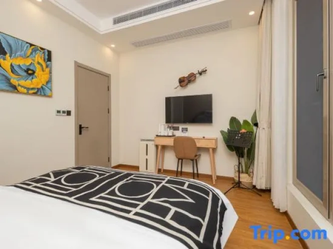 Standard Double room with courtyard view