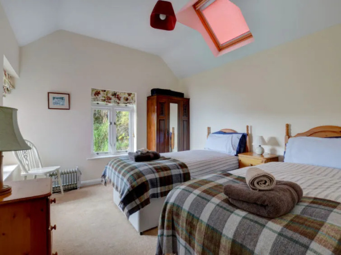 Holiday Home Briar Cottage