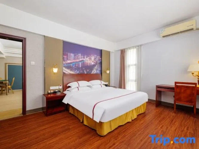 Deluxe Double Suite