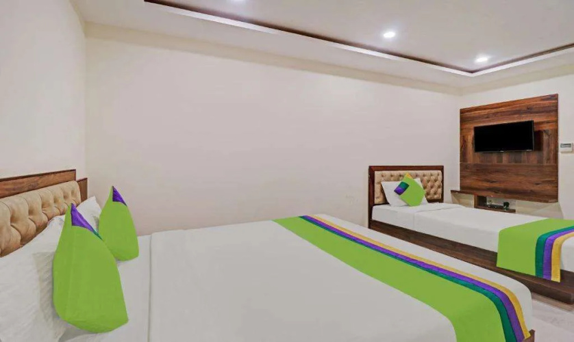 Treebo Krishnam Boutique