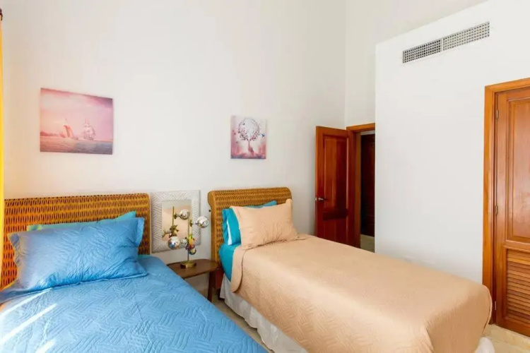 Bavaro Oceanfront Ph 4 Bdr with 5 Bath 10+ Guests