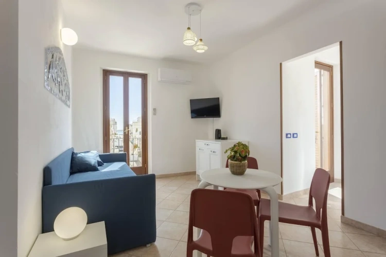1 Bedroom Apartment with balcony and with city view