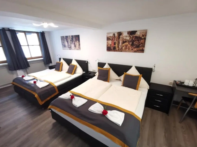 Standard Quadruple room