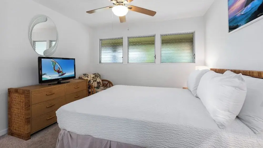 Updated Top Floor - Ocean View - Pool! - Vrkcv