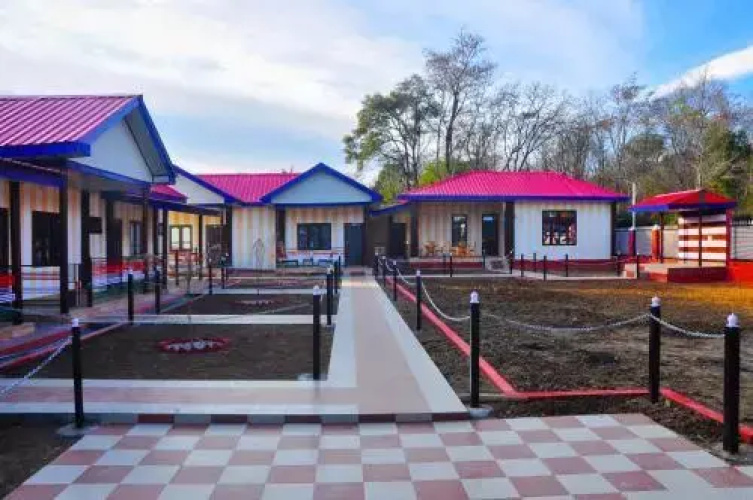 Hotel Hilly Resort