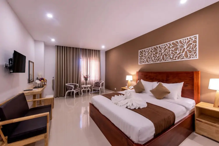 Double S Hotel