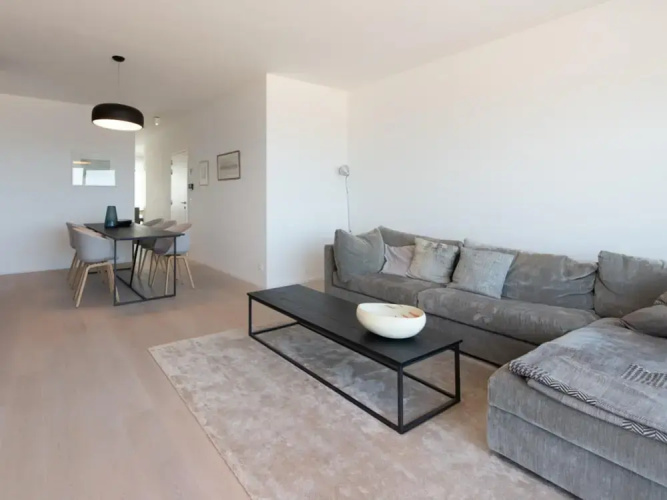 Duplex Apartment With 4 Terraces and sea View