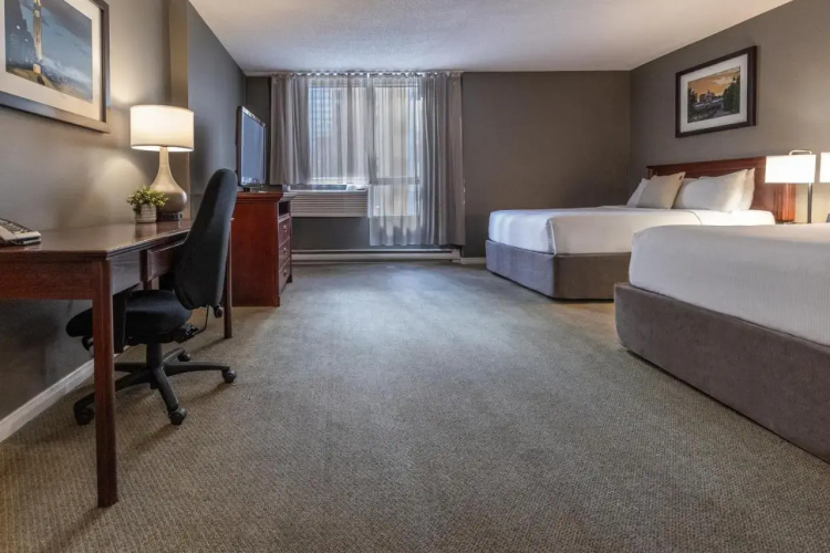 Hotel Faubourg Montreal