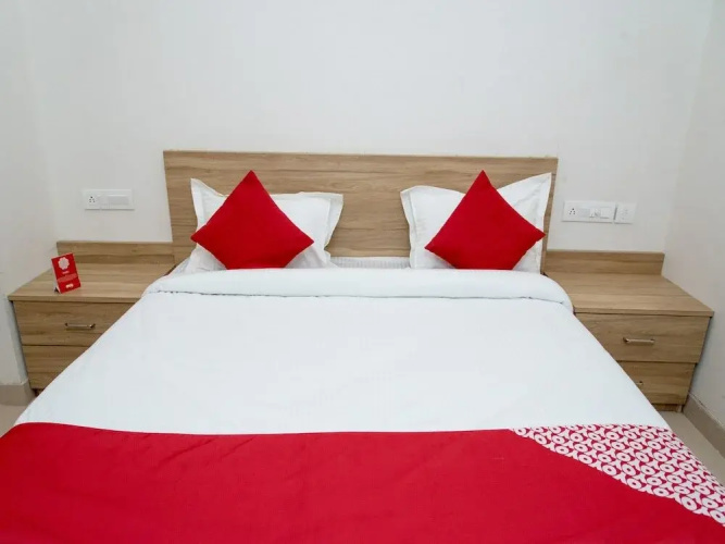 OYO Home 14110 Modern Stay
