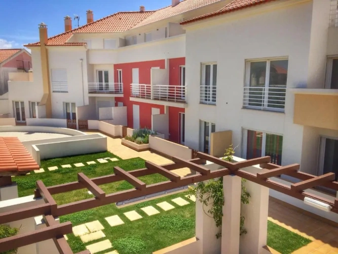 Apartment with garden view