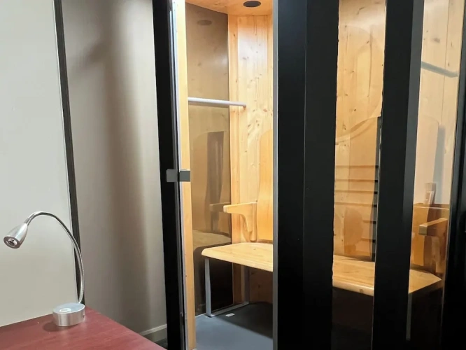 Grand room