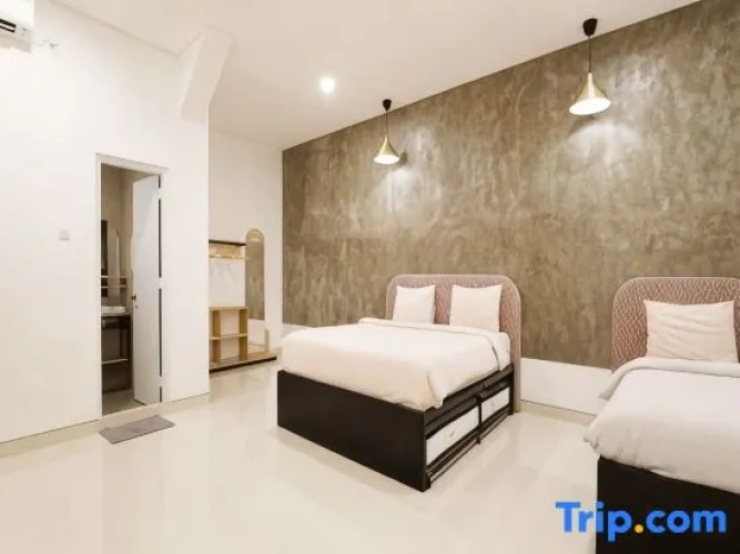 Standard Family room