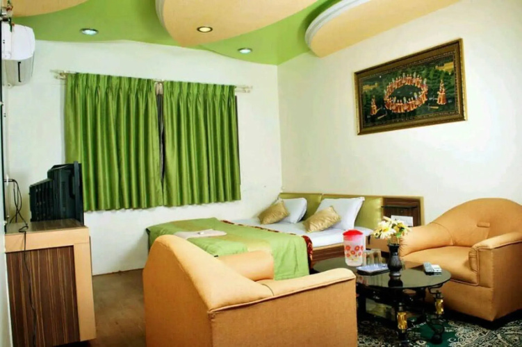 Hotel Nanashree Grand