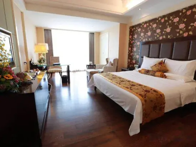 Baohui Hotel