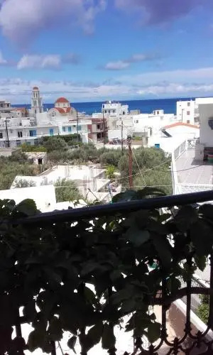 Nikos Hotel