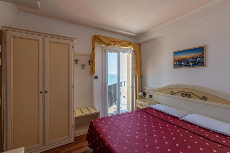 Hotel Mondial