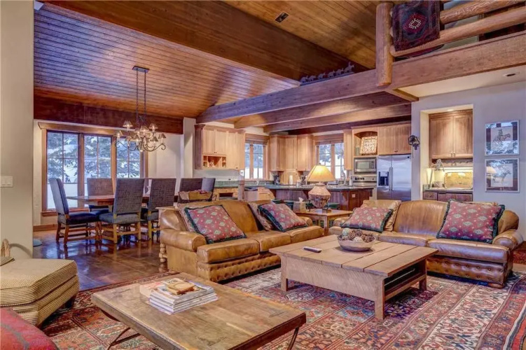 7650 Sterling Drive 5 Bedroom Home