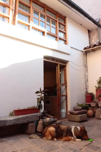 Emperatriz Guest House