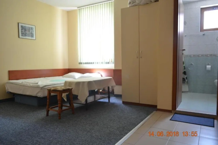 1 Bedroom Suite