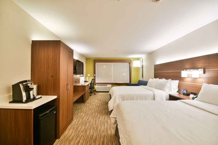 Quadruple Suite