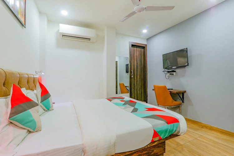 FabHotel The Mall Inn