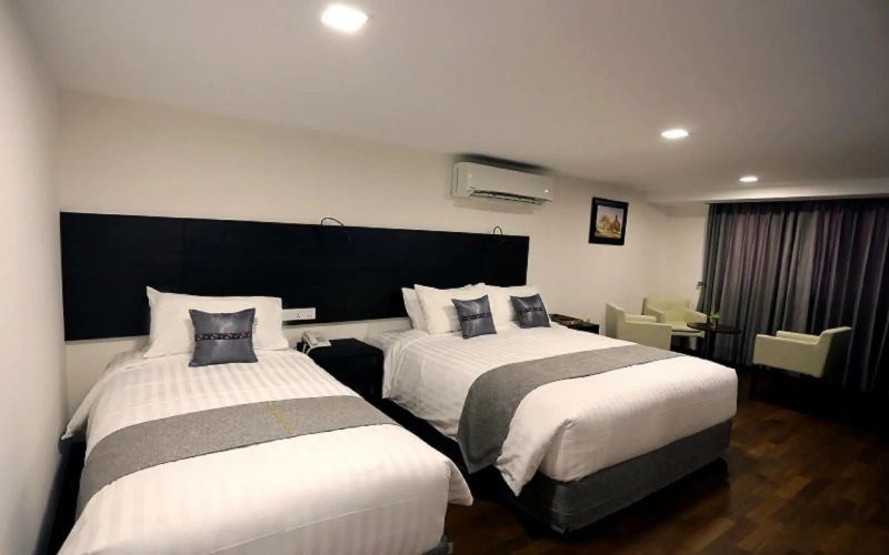 Standard Triple Family room