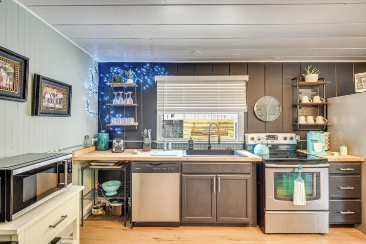 2 Bedrooms Cottage