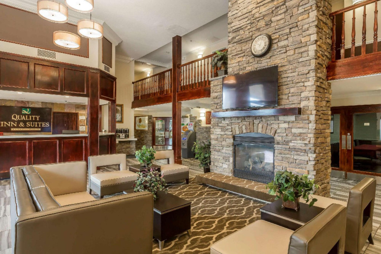 The Pavilion Inn