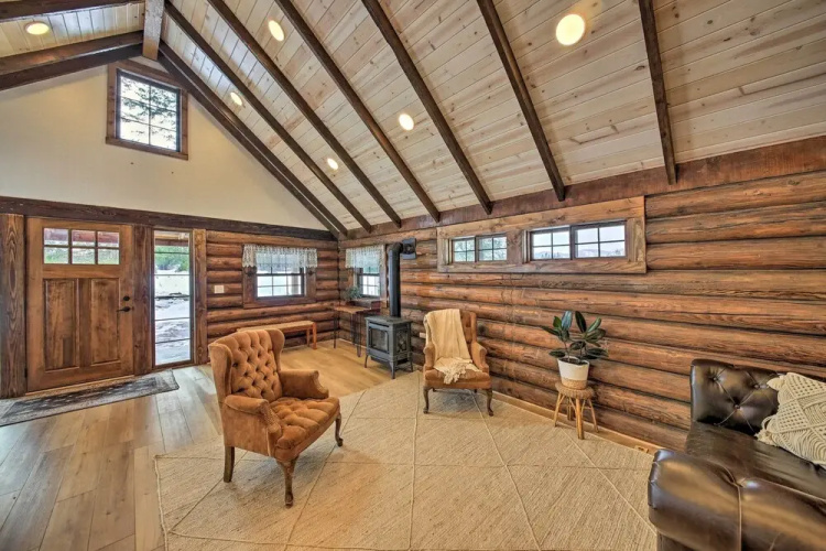 Serene Kootenai Cabin - 3 Mi To Dtwn & River! - Bonners Ferry, ID