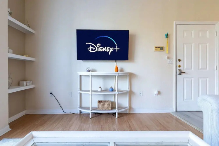 Dreamy Apartment Just 15 Minutes From Disney