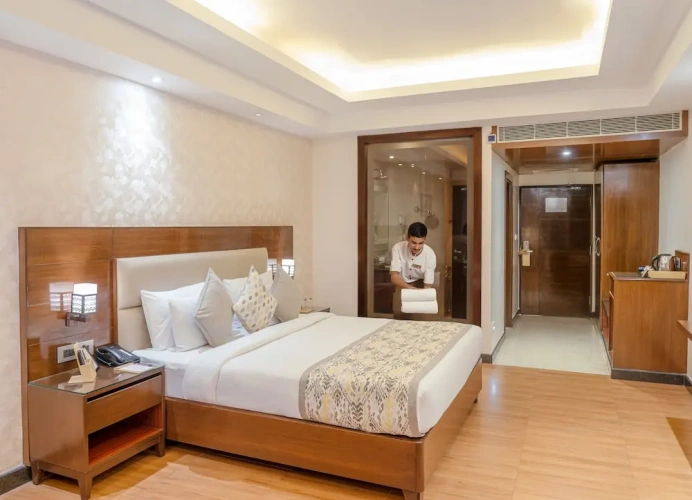 Standard Club room