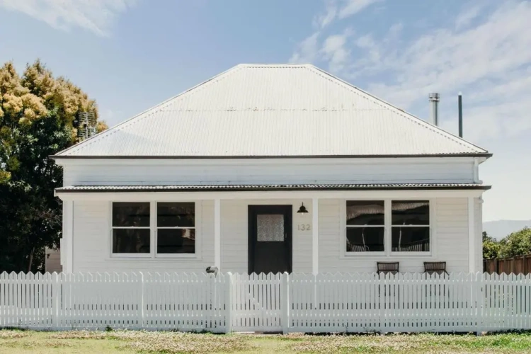 2 Bedrooms Cottage