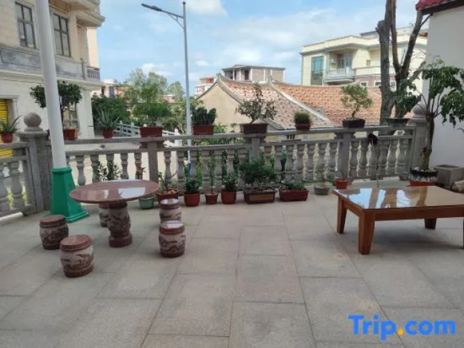 Yuanyuan Yashe Homestay
