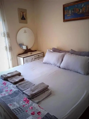 3 Bedrooms Cottage