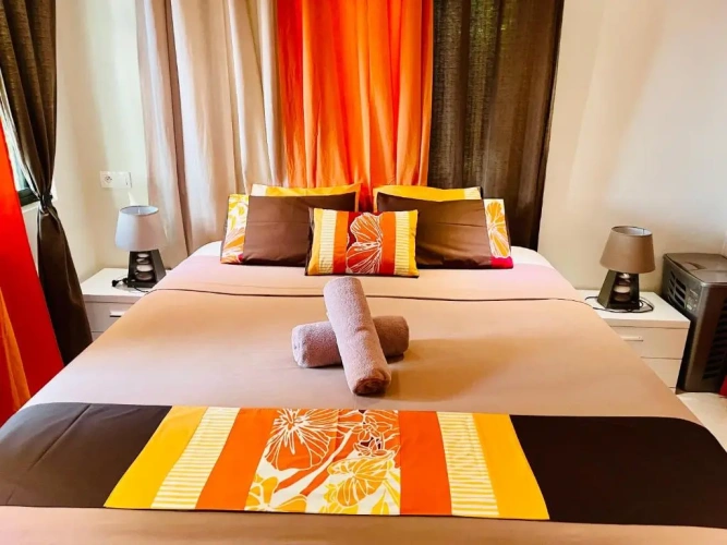 3 Bedrooms Cottage