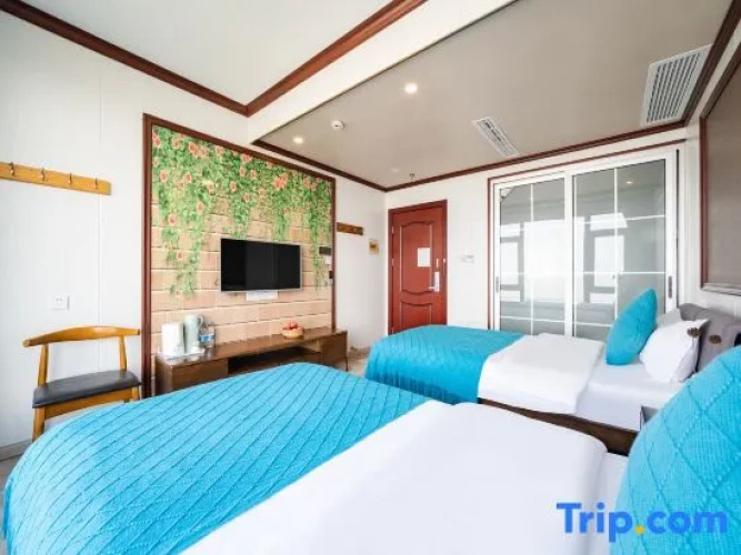 Standard room with lake view