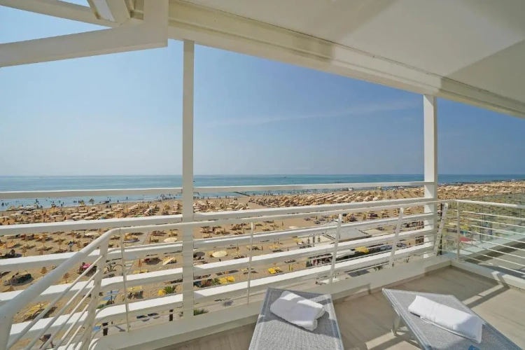 Deluxe Double room with sea view