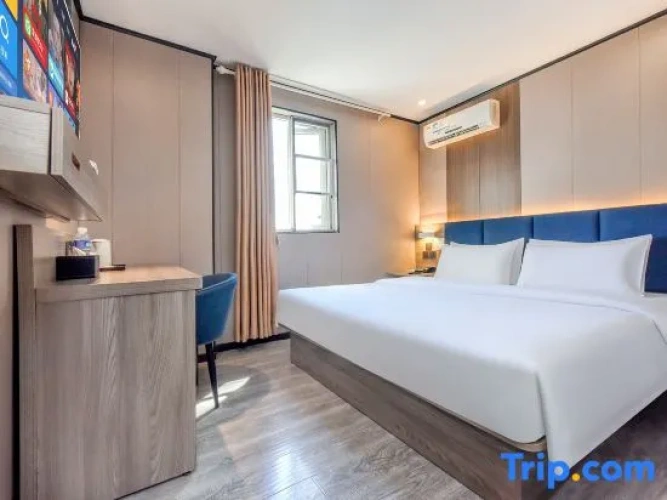 Standard Sextuple room