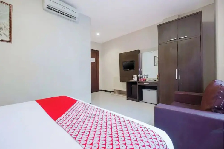 Hotel O Marina Andalas