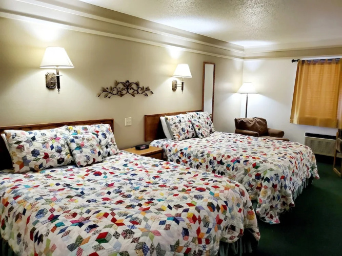 Covered Wagon Motel