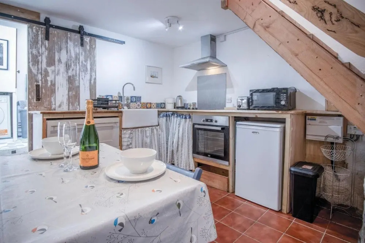 Soap Barn - 1 Bedroom Cottage - Manorbier