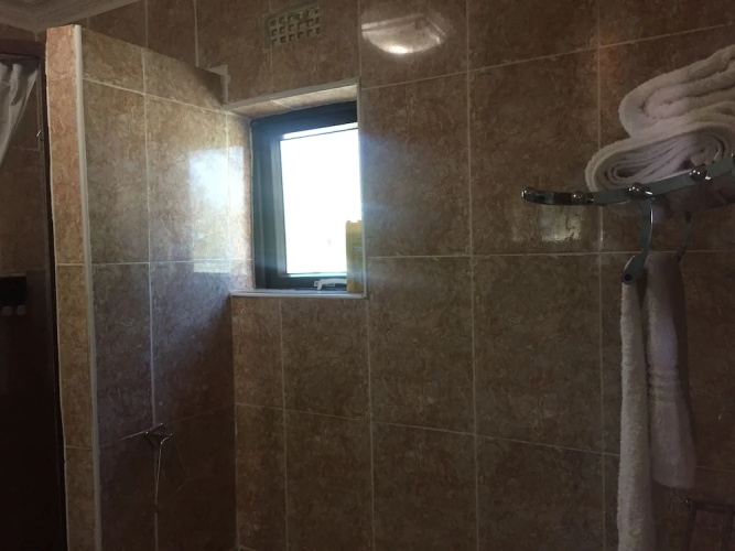 Gumare Executive Lodge